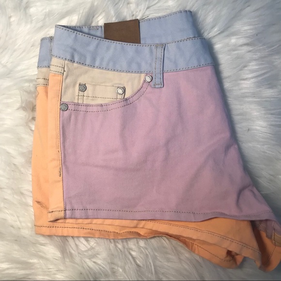 Insight Color Block Shorts - Picture 4 of 4